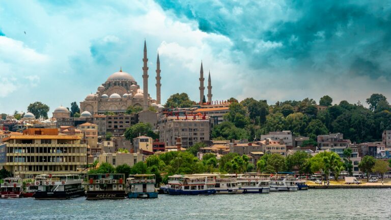 The Süleymaniye Mosque above the Golden Horn in Istanbul, the starting point for most things to do in Turkey